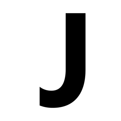 La Lettrée – Une bague avec l’initiale de votre choix.