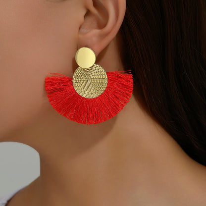 Boucles d’oreilles Majestic Bohème – Pompons Blancs